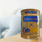 Sữa bầu Enfamama A+ Vanilla 900g dinh dưỡng cho mẹ tương lai cho bé