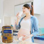 Sữa bầu Enfamama A+ Vanilla 900g dinh dưỡng cho mẹ tương lai cho bé