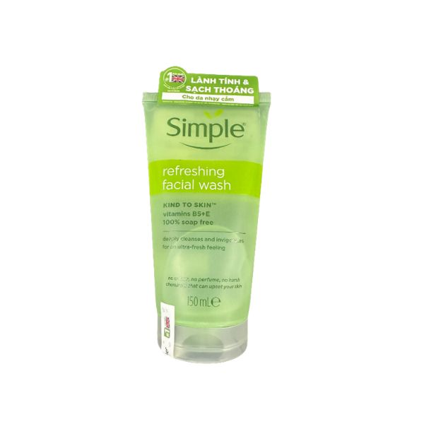 Sữa rửa mặt Simple giúp da sạch thoáng ,khoẻ và mịn màng 150ml